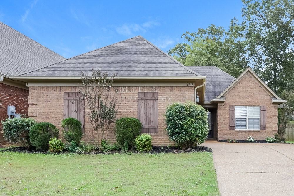 4218 Markston Dr - Photo 4 of 17