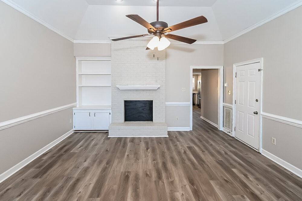 5404 Pear Dr - Photo 3 of 16