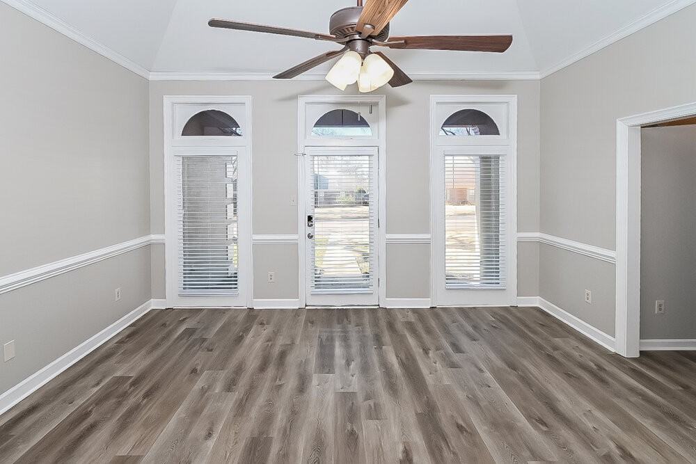 5404 Pear Dr - Photo 4 of 16