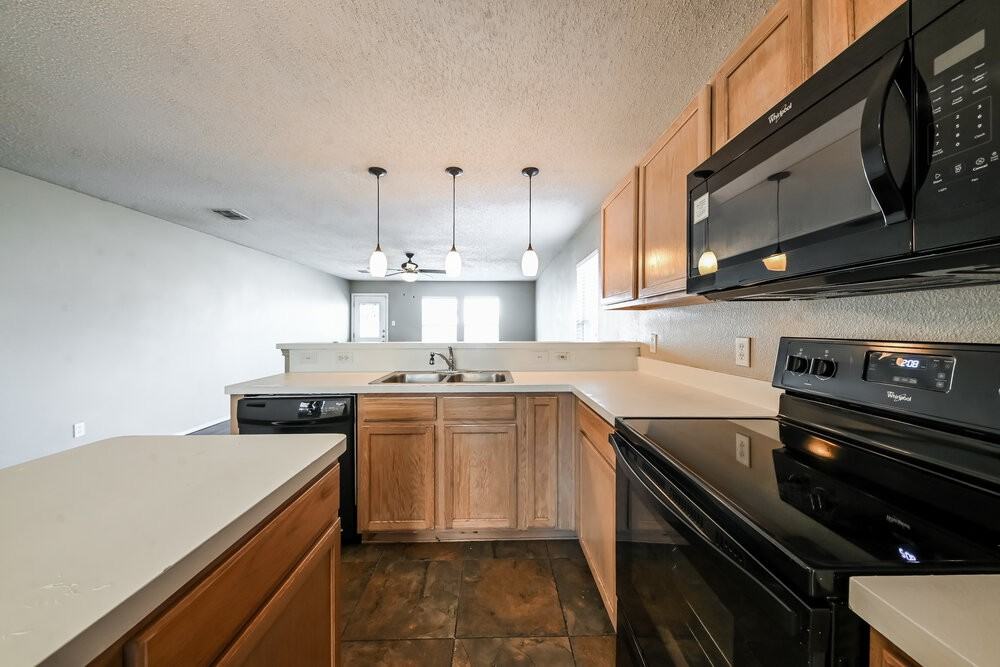 8413 Canvasback Ln - Photo 7 of 16