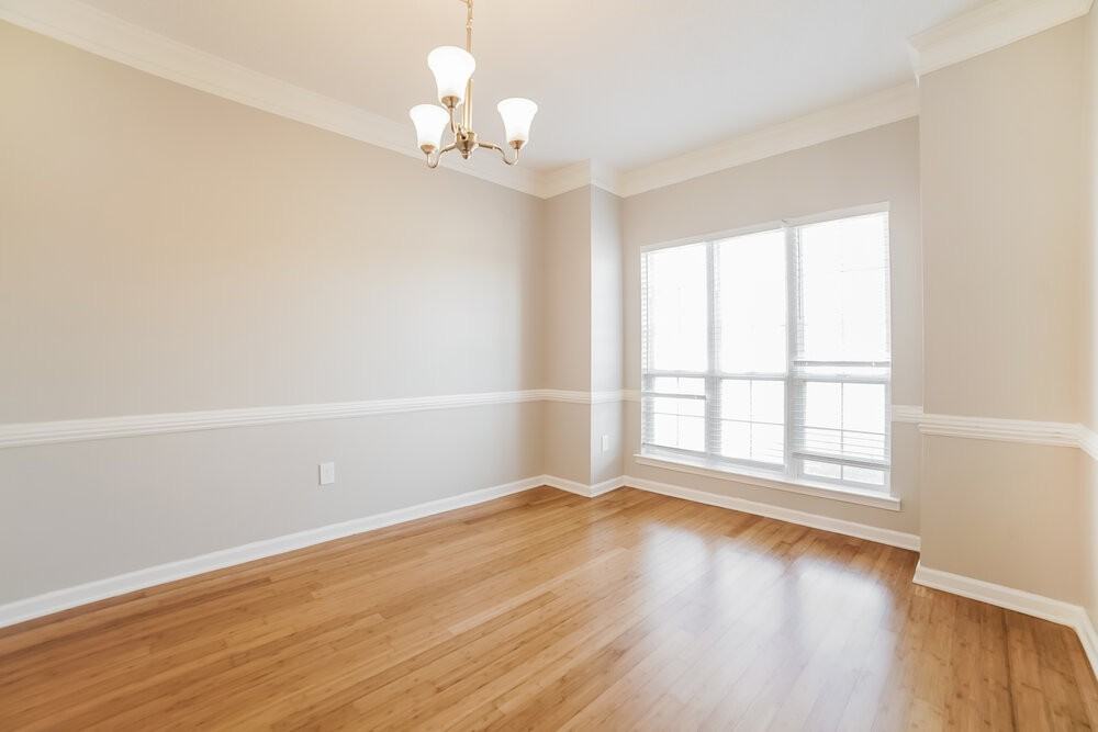 2221 Linda Shore Dr - Photo 6 of 17