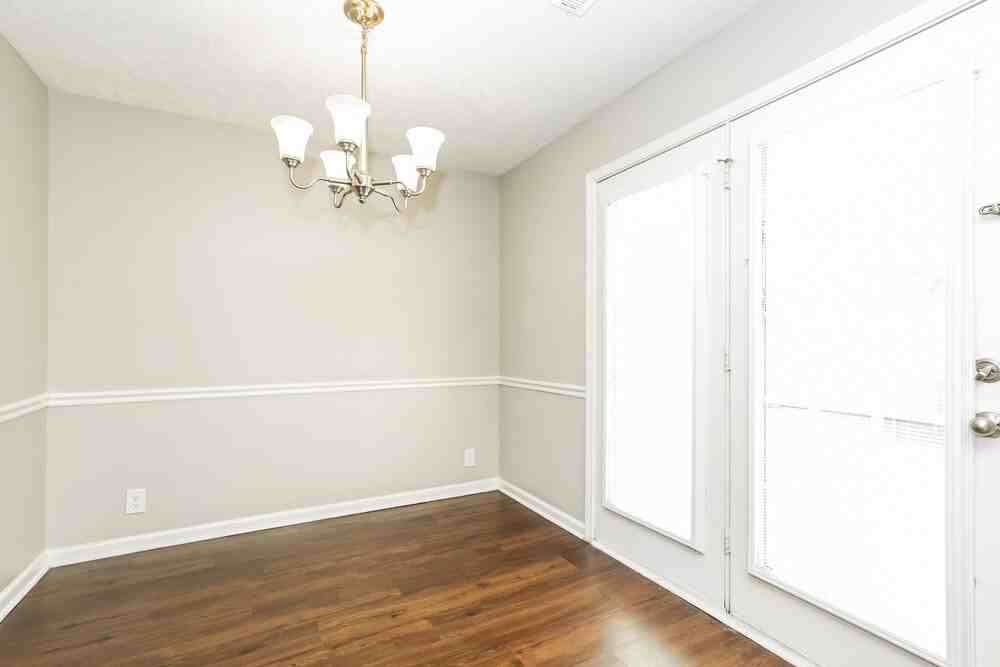 1333 Tonya Dr - Photo 7 of 17