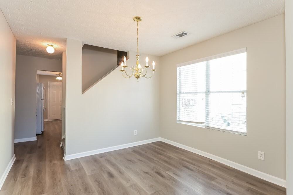 809 Ashley Ln - Photo 6 of 17