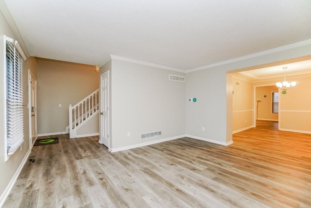 156 Locust Curve Dr - Photo 5 of 18