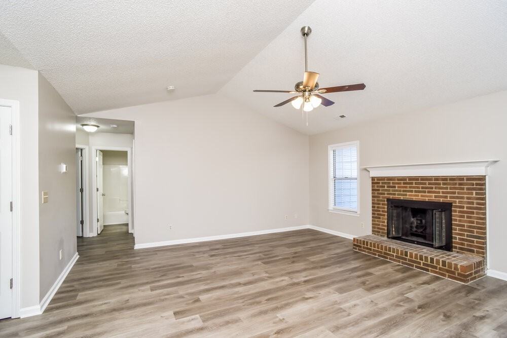 4107 Regency Dr - Photo 3 of 16