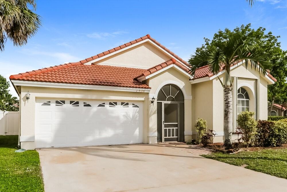 7320 Winder Ct - Photo 3 of 16