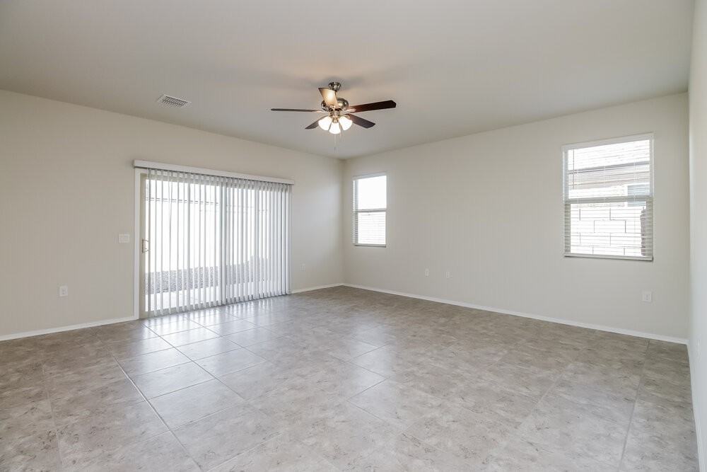 5238 E Sharbel Rd - Photo 3 of 16