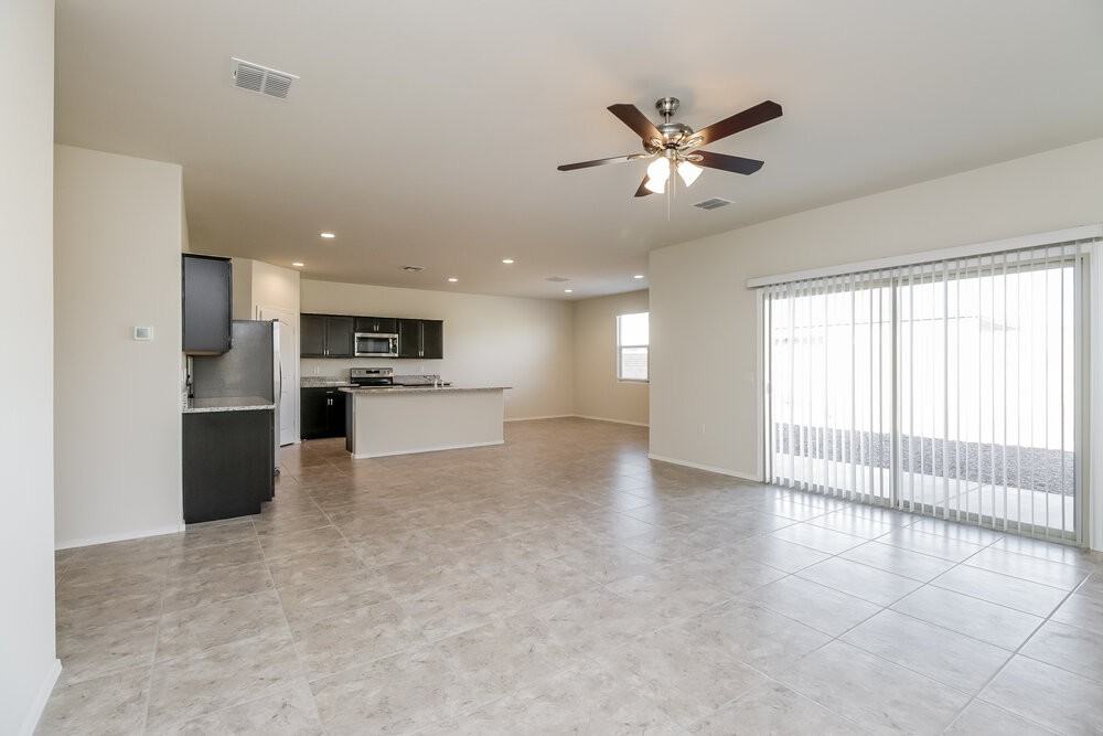 5238 E Sharbel Rd - Photo 4 of 16