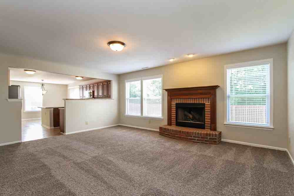 10718 Pavilion Dr - Photo 2 of 15