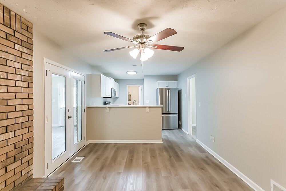 4839 W Lake Way - Photo 5 of 16