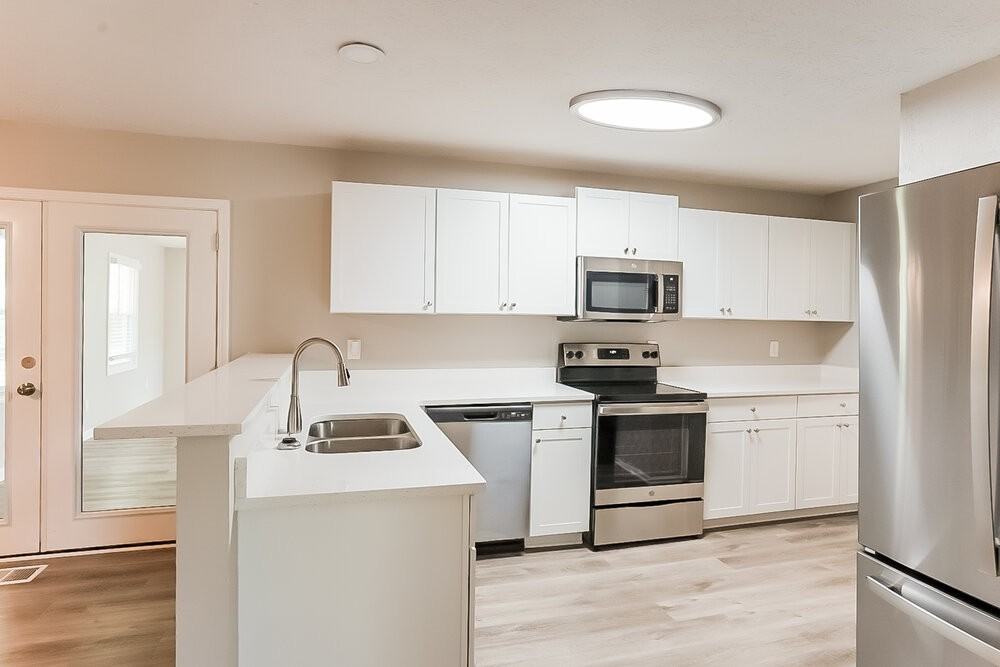 4839 W Lake Way - Photo 7 of 16