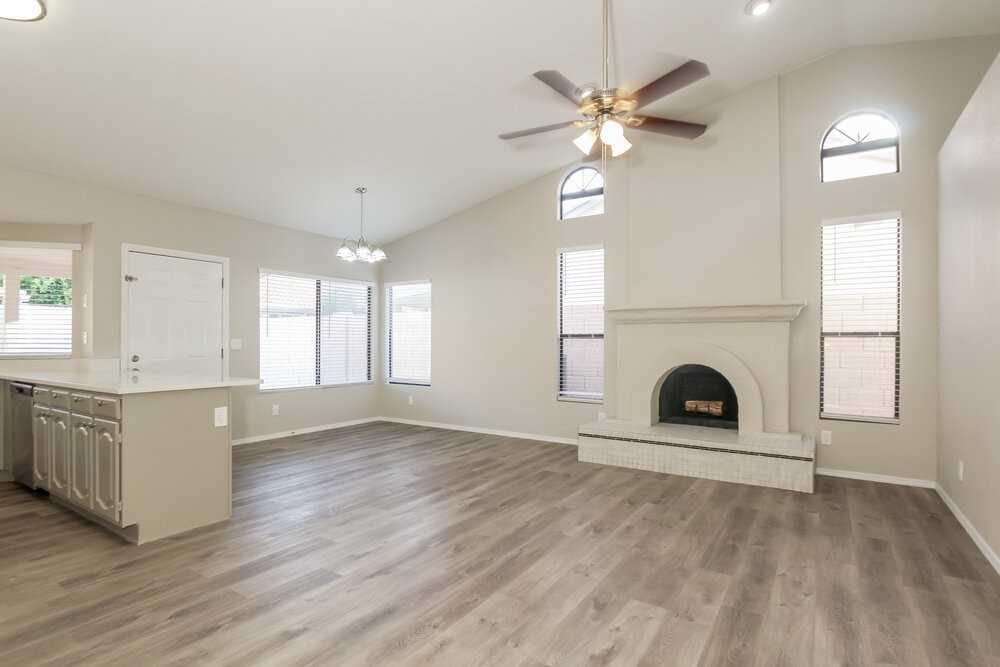 11205 W Sunflower Pl - Photo 4 of 16