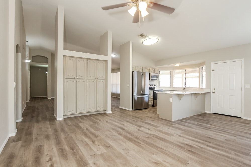 11205 W Sunflower Pl - Photo 5 of 16