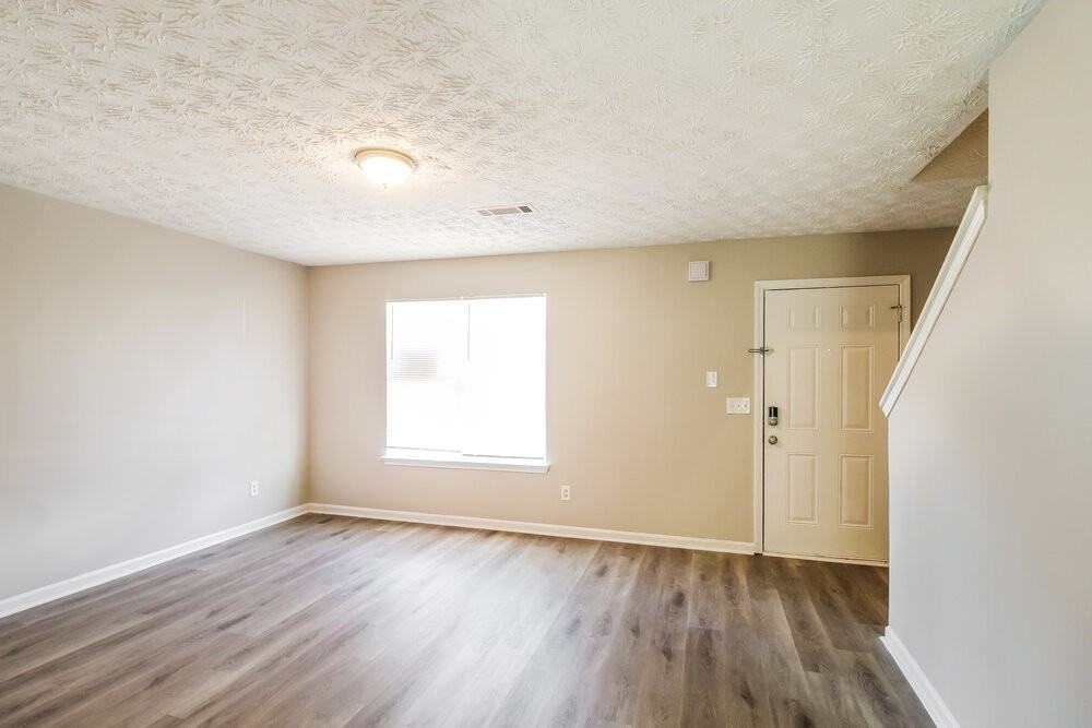 2946 Fields Dr - Photo 5 of 17