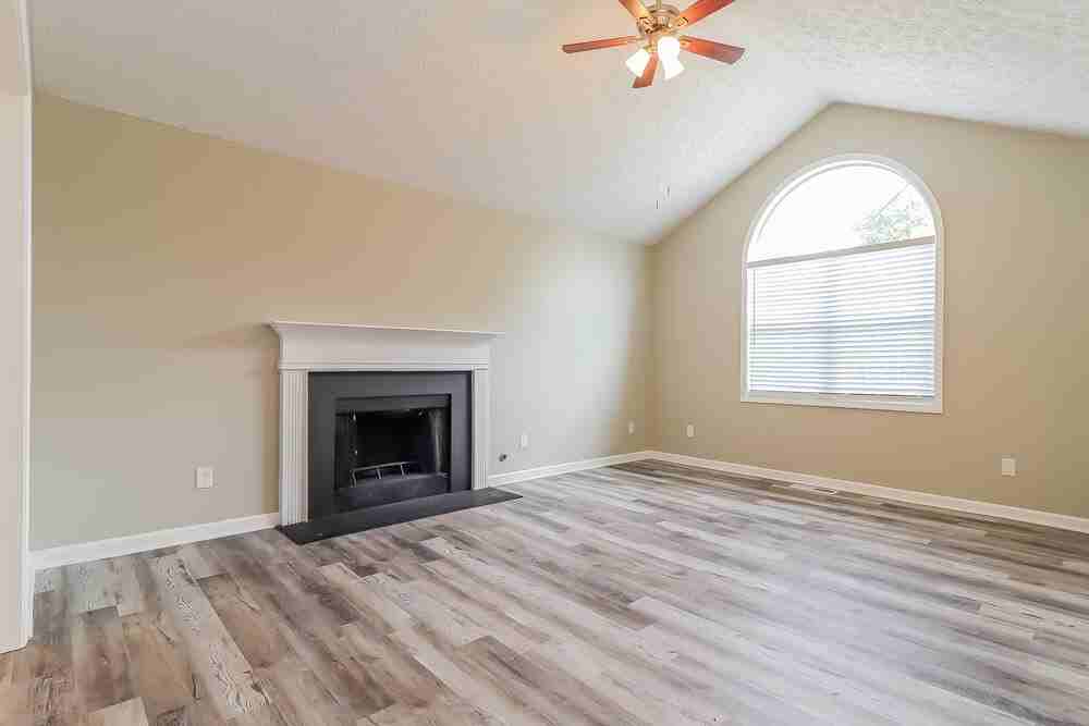 4242 Morningside Way - Photo 4 of 17