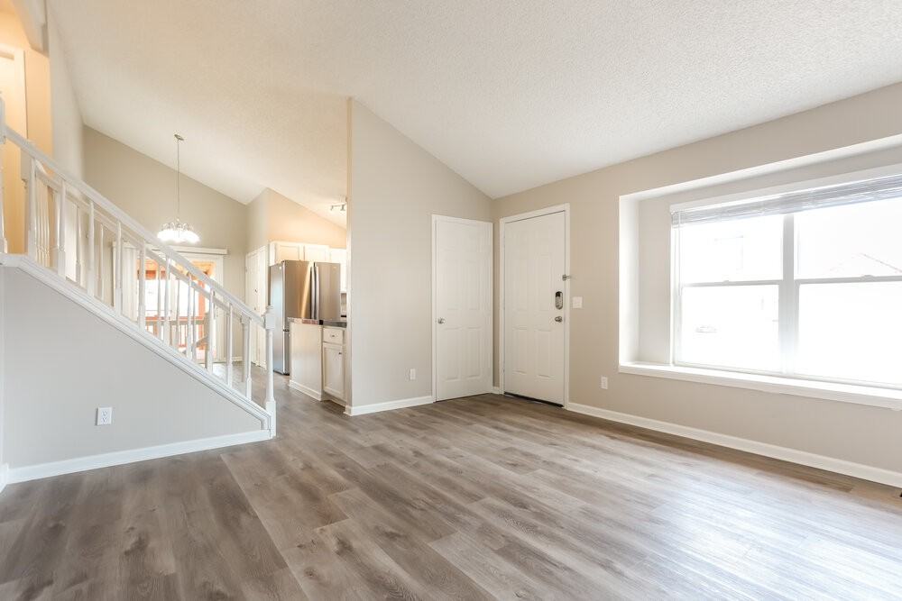 4089 S Dunkirk Way - Photo 5 of 18