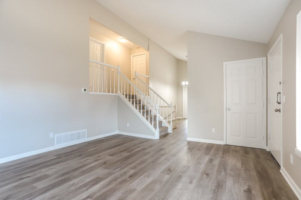 4089 S Dunkirk Way - Photo 6 of 18