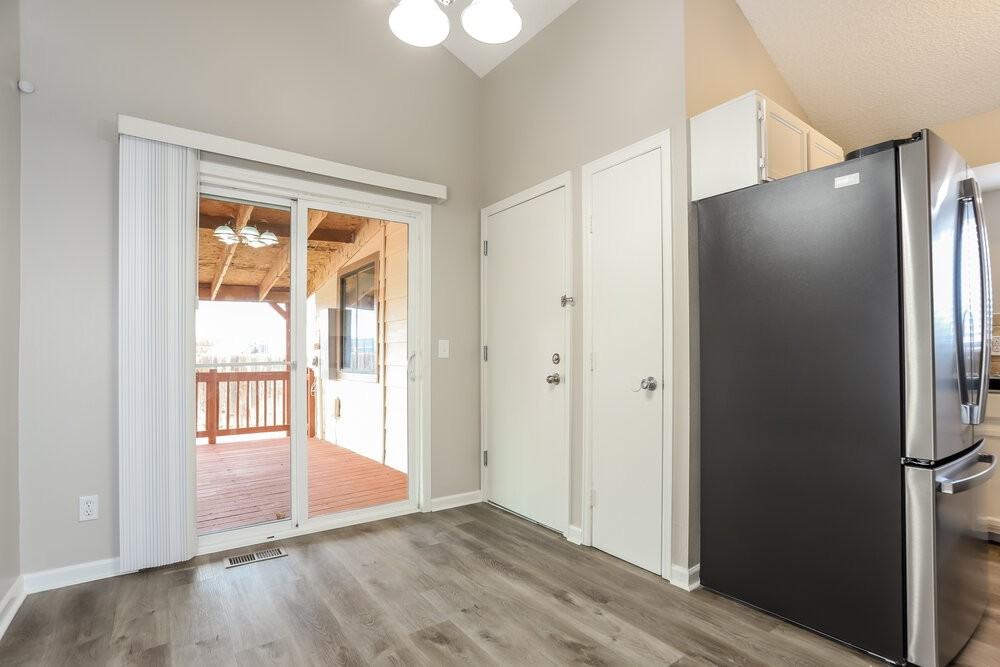 4089 S Dunkirk Way - Photo 7 of 18