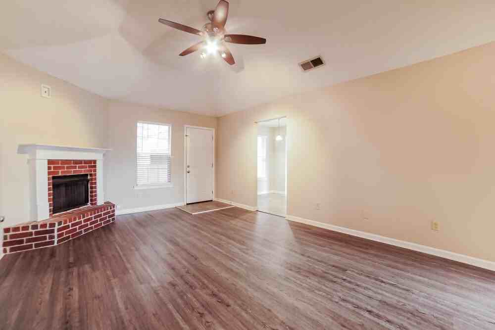 6481 Shadow Cross Ln - Photo 5 of 16