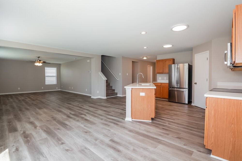 316 Ranlo Ave - Photo 5 of 17