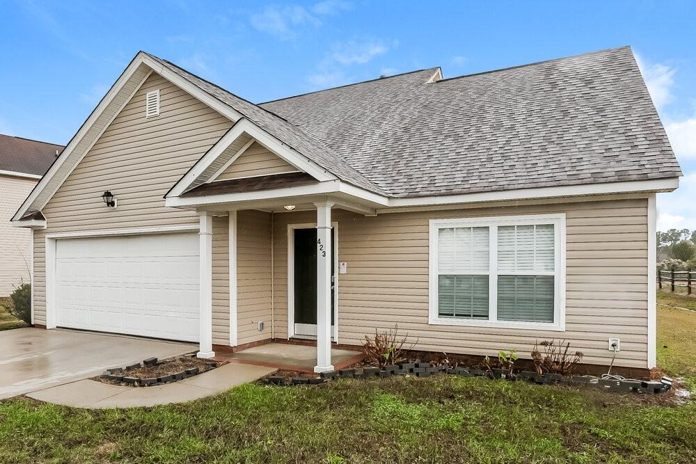 423 Glencroft Dr - Photo 5 of 17