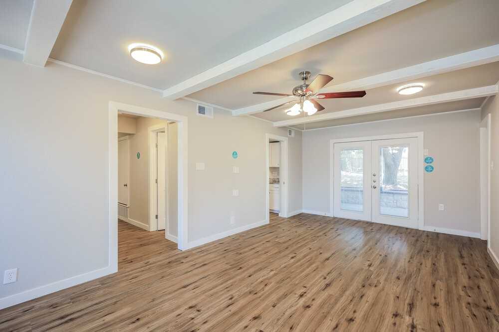 6307 Handsome Lake Dr - Photo 6 of 17
