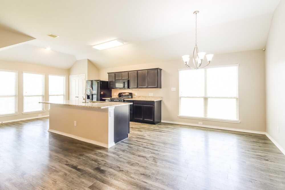 1149 Shadow Glenn Dr - Photo 5 of 16