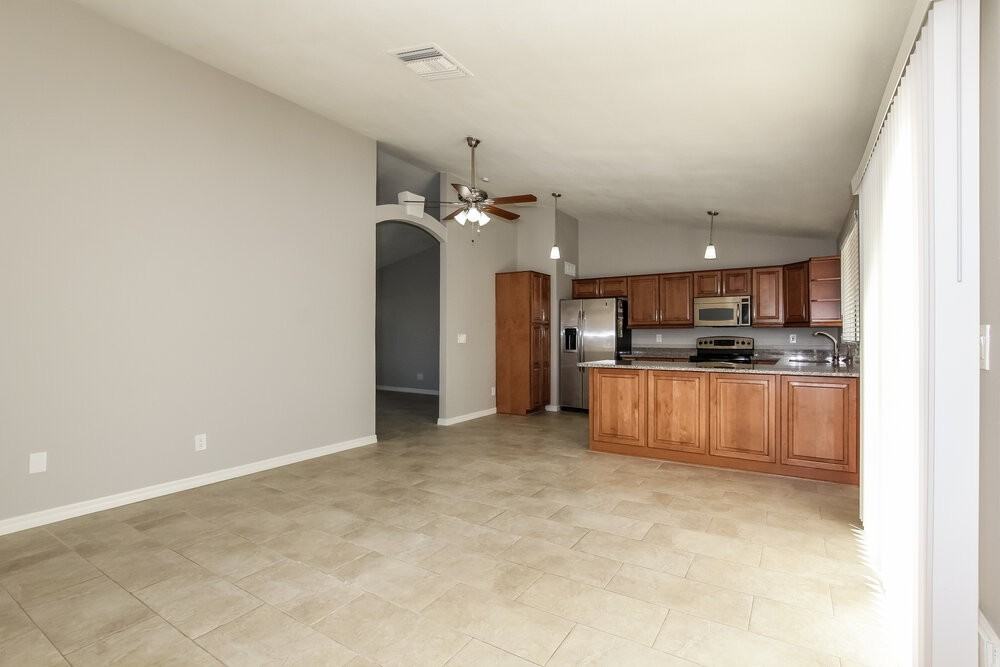 4761 W Villa Maria Dr - Photo 7 of 15