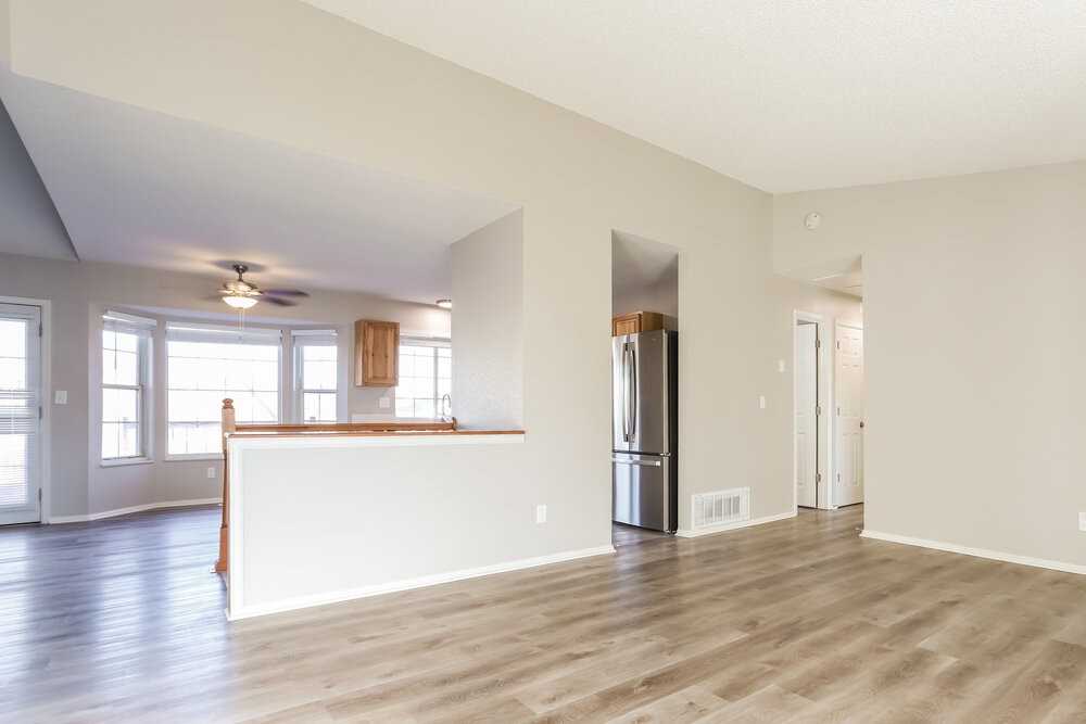 21287 E Powers Pl - Photo 4 of 17