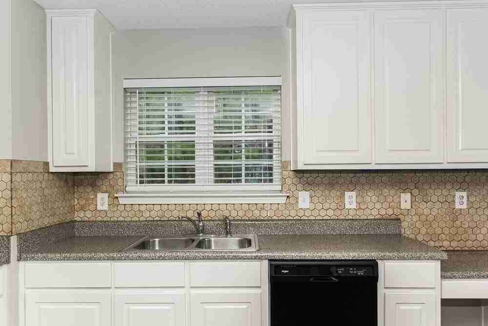 345 Breeze Mdw - Photo 5 of 15