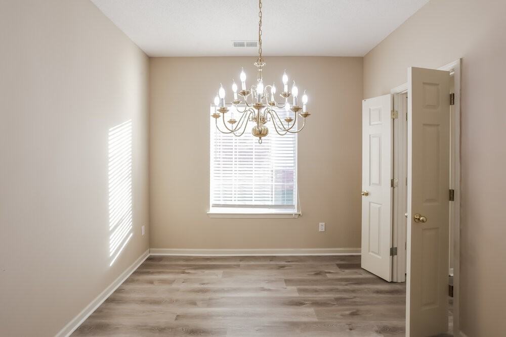 1129 Red Fern Cir E - Photo 5 of 17