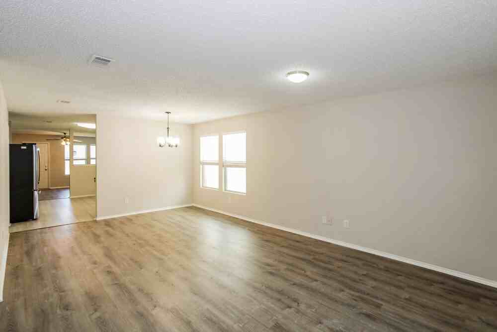16141 Shawnee Trl - Photo 3 of 16