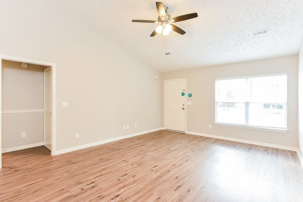 4002 Deer Run Trce - Photo 5 of 16