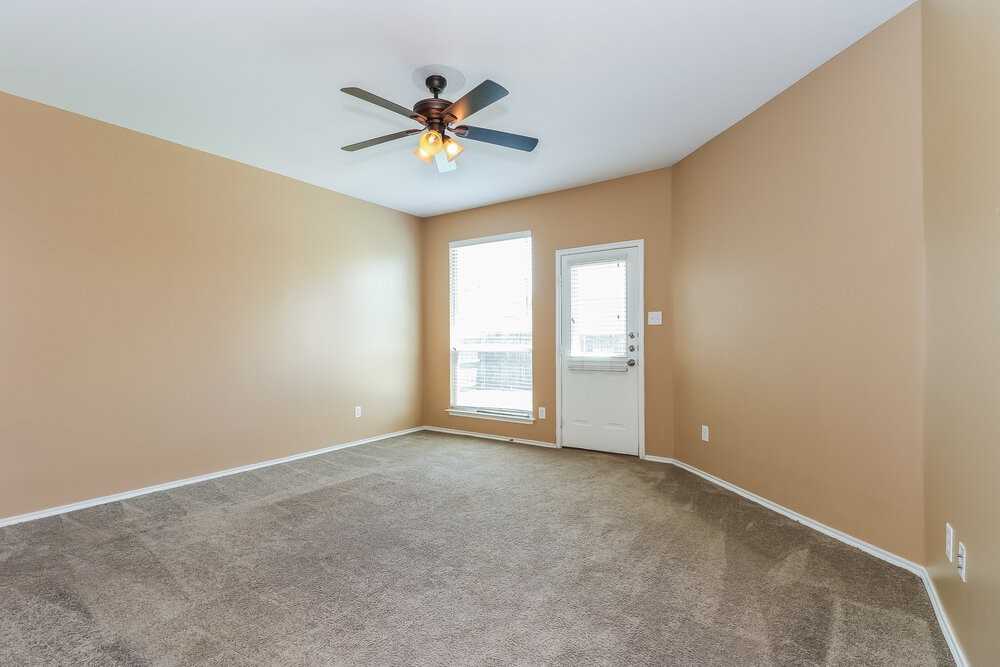 3245 Westland Ave - Photo 2 of 21