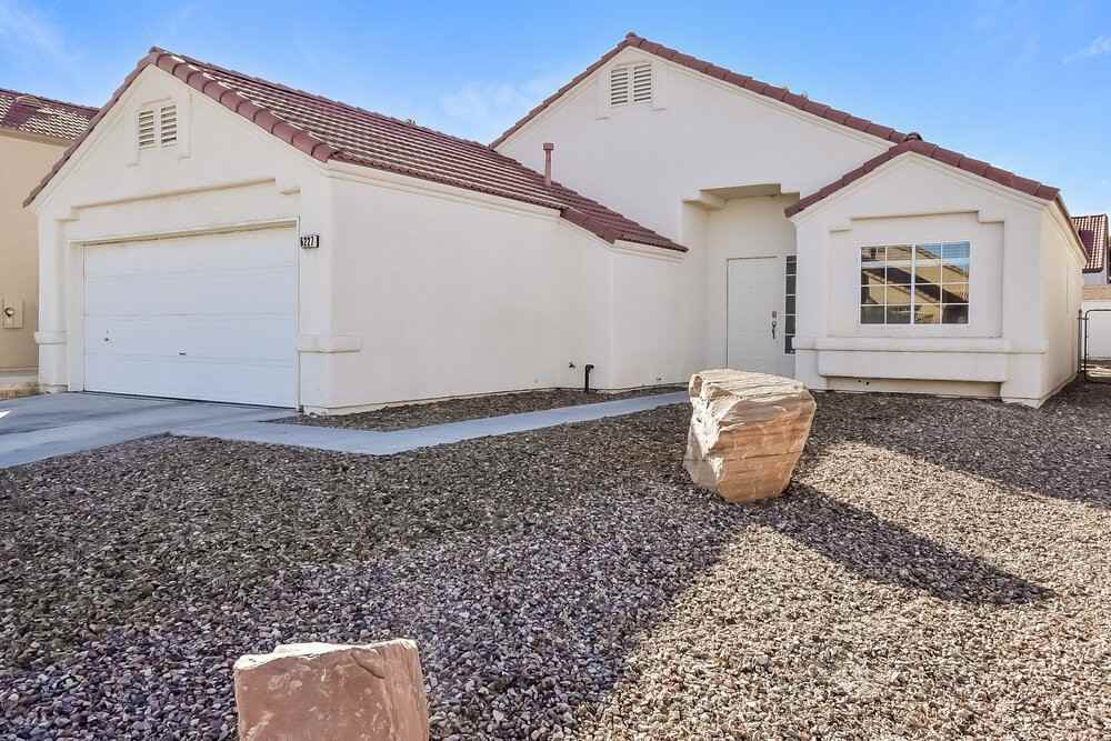 6227 Eliza Ln - Photo 3 of 16