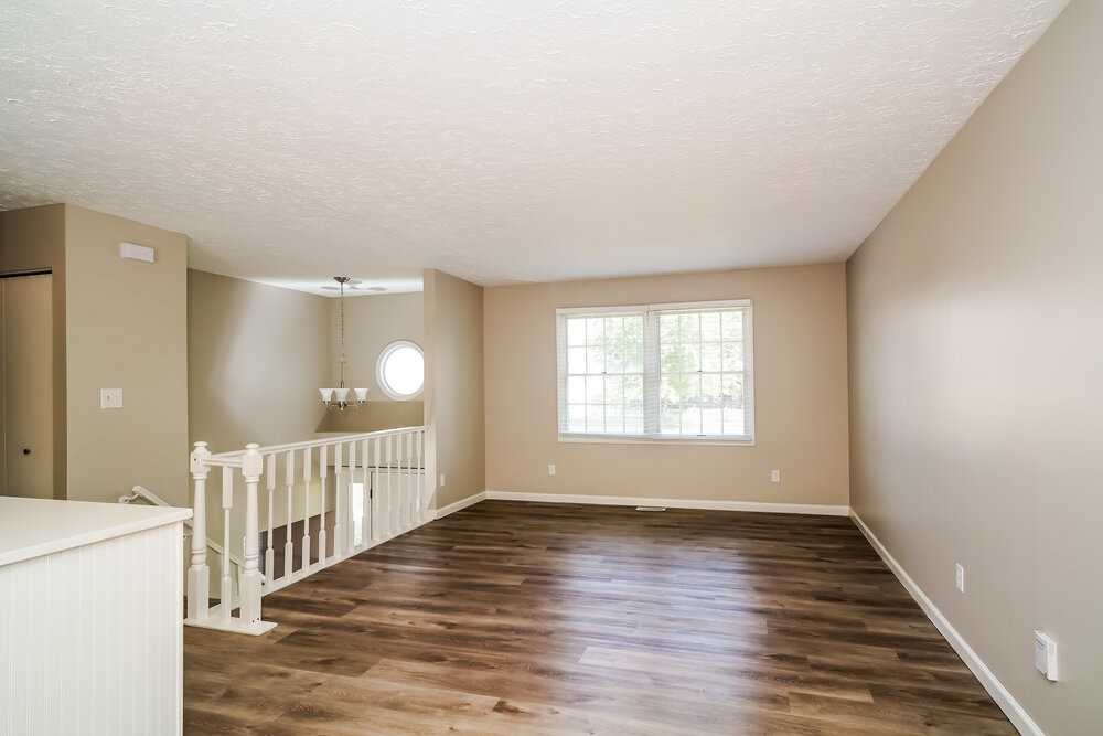 532 Hunters Trl - Photo 4 of 16