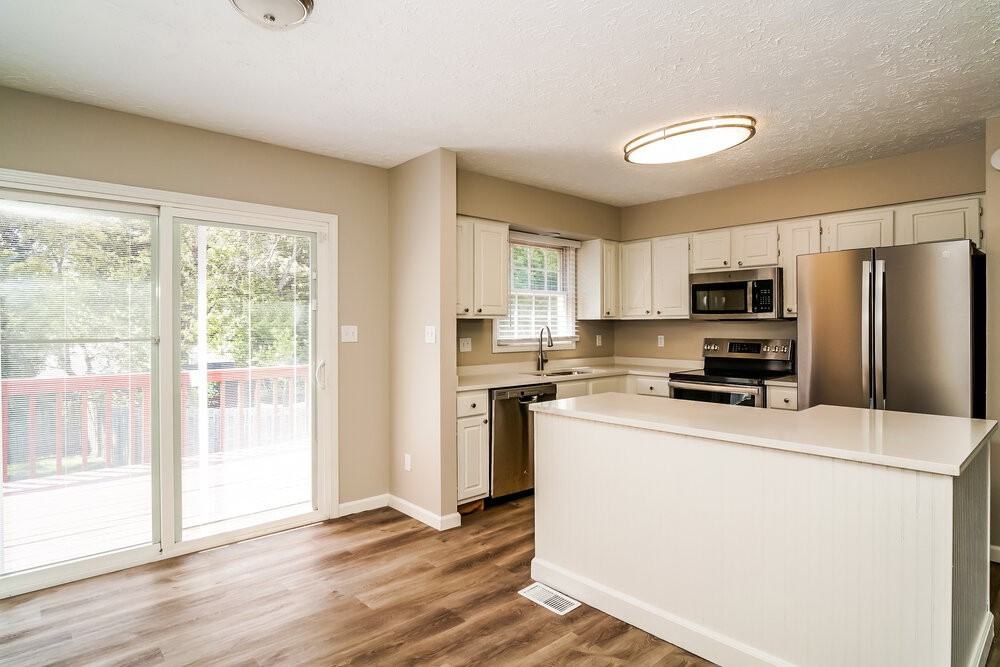 532 Hunters Trl - Photo 5 of 16