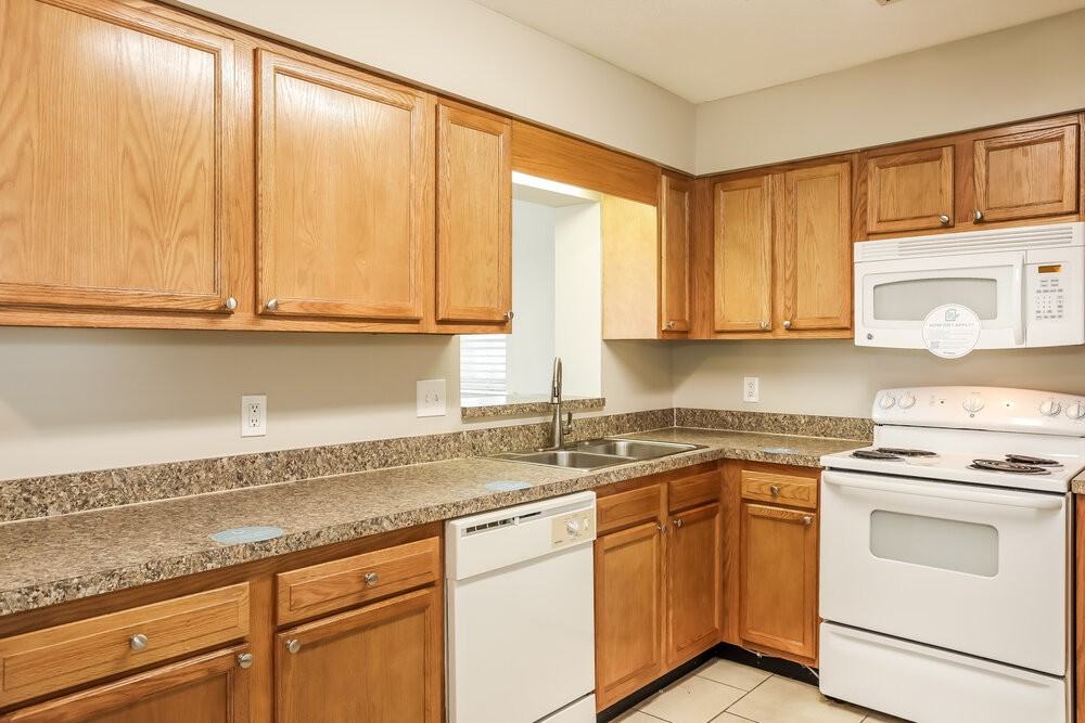 5725 Fiat Ln - Photo 7 of 16