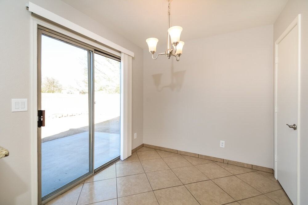 13926 N 150th Ln - Photo 6 of 16