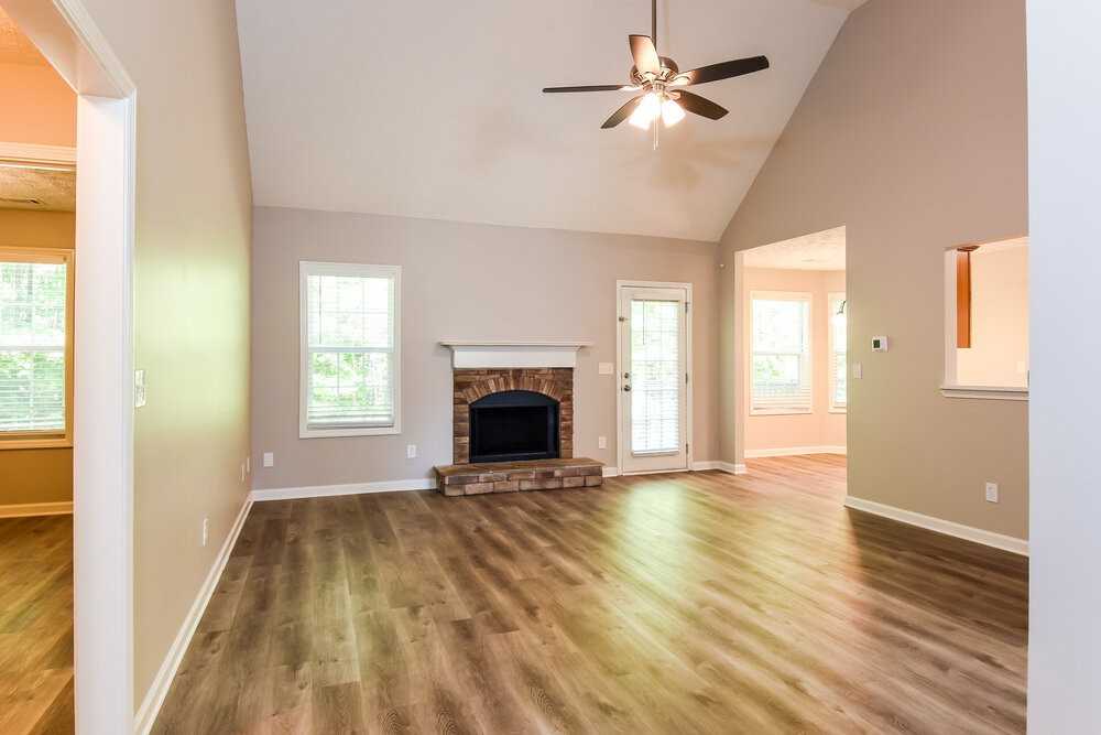 20 Autumn Dr - Photo 4 of 16