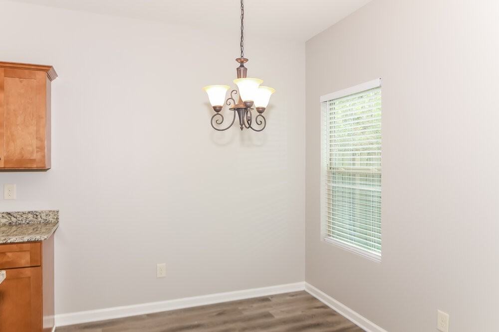 137 Bethany Manor Dr - Photo 5 of 17