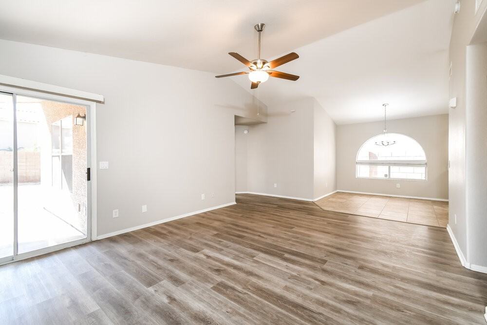 3931 E San Remo Ave - Photo 3 of 16