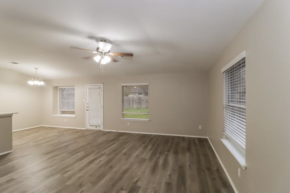 2626 Bradley Ln - Photo 3 of 16