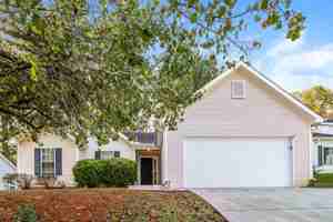 featured image of 702 Shoal Cir