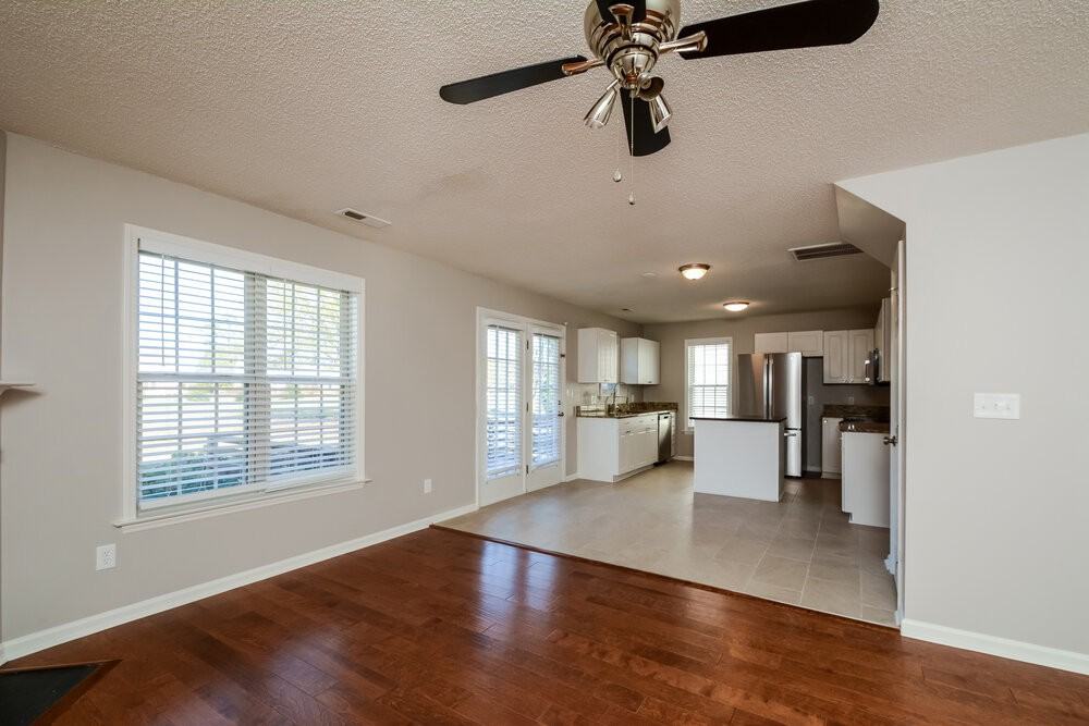 1604 Crag Burn Ln - Photo 7 of 17