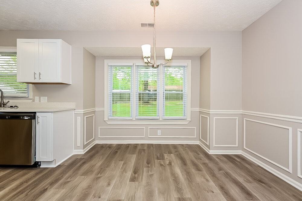 185 Highland Dr - Photo 4 of 16