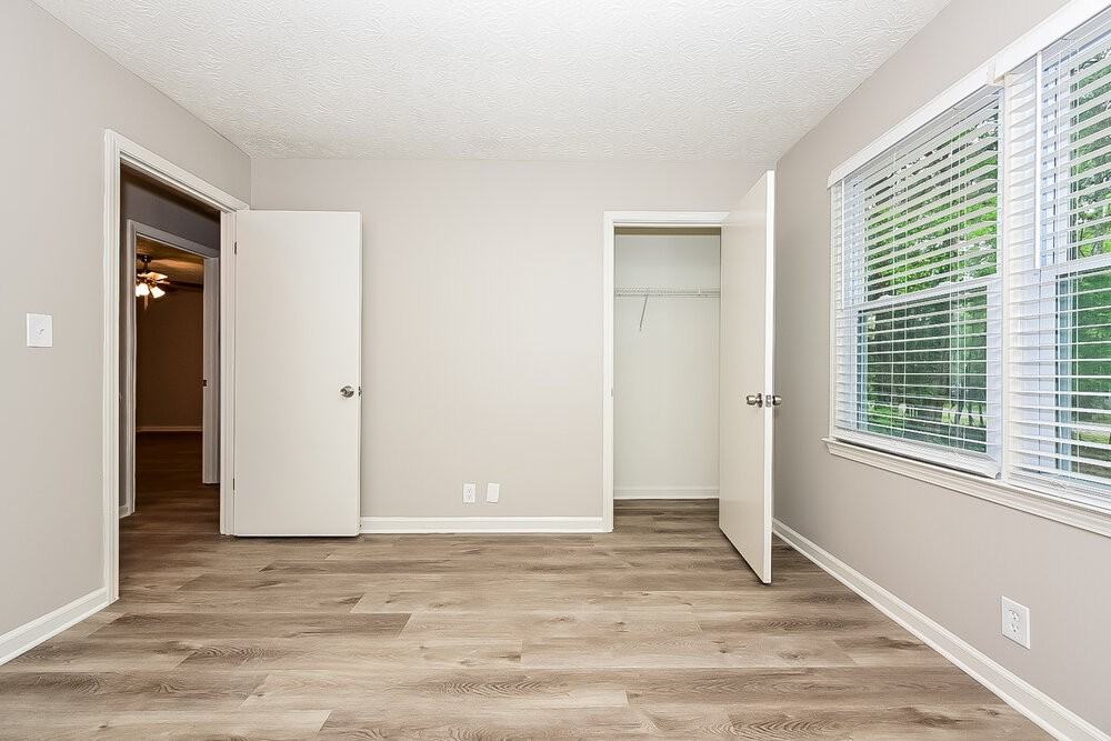 185 Highland Dr - Photo 7 of 16