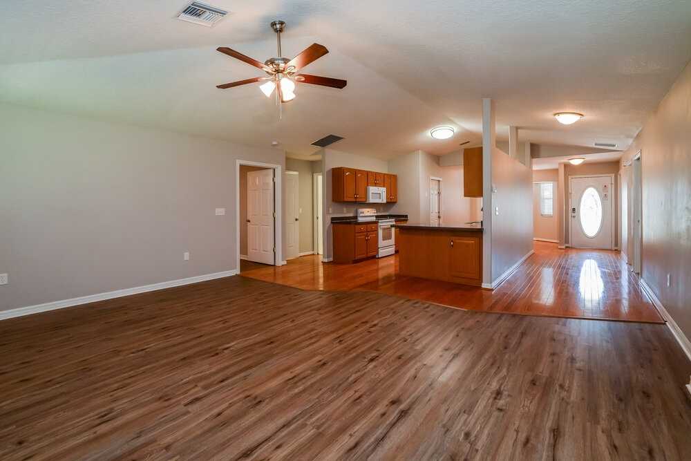 1524 Lake Villa Dr - Photo 4 of 16