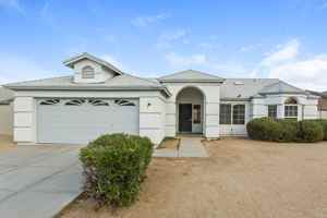 featured image of 7530 W Luke Ave