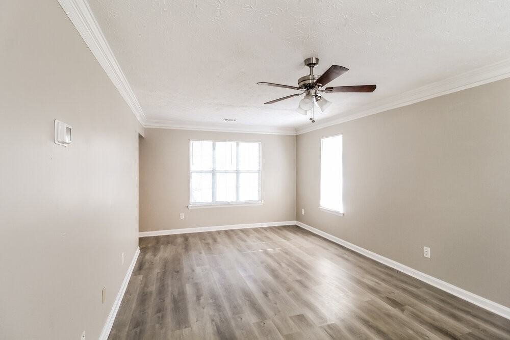 2996 Rapids Dr - Photo 4 of 17